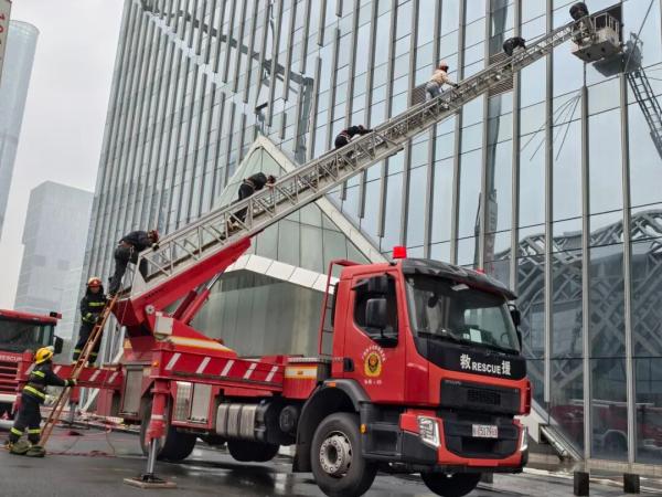 广西：举办2026年超高层建筑跨区域灭火救援实战演练